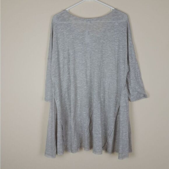 Umgee Gray Tan Reverse Hemline Tunic - Picture 4 of 7